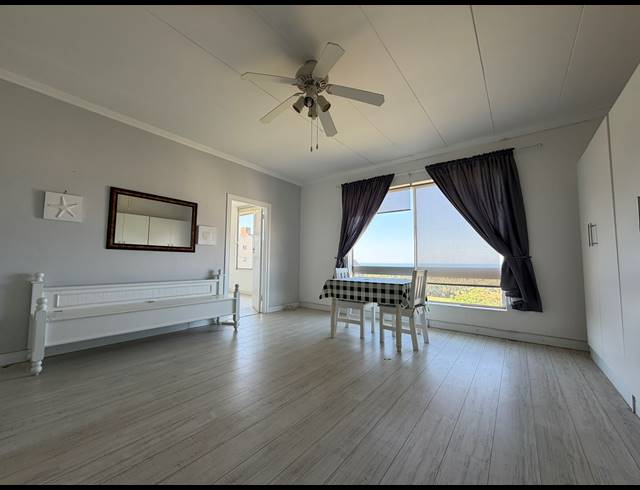 2 BEDROOM FLAT FOR SALE IN SCOTTBURGH CENTRAL
